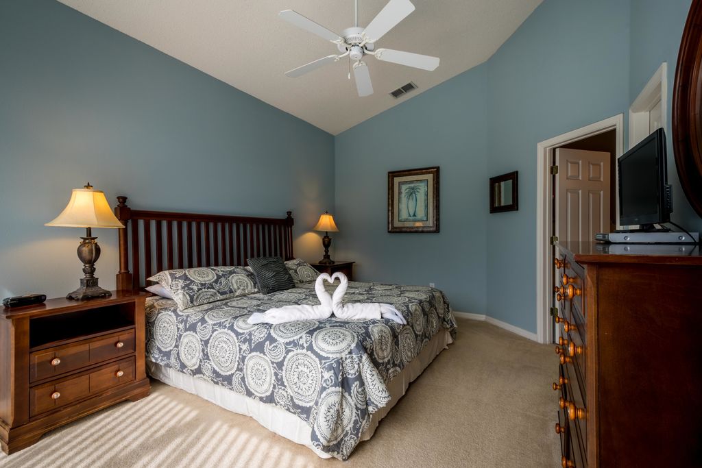 16702 Fresh Meadow Drive, Clermont, FL 34714